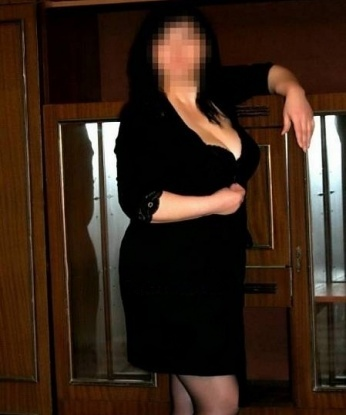 Экзотическая красавица готова порадовать и удовлетворить тебя в постели. Яркая, страстная, ненасытная. Приезжай - не пожалеешь. Все вопросы по телефону. 343, 48 лет