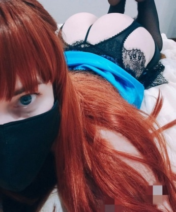 Знойная красотка с загадочными глазами приглашает в гости мужчину для жаркого времяпровождения. Готова окунуть тебя в мир страсти и наслаждения. Звони, не пожалеешь! 11875, 29 лет